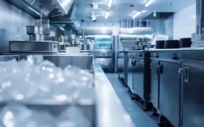 How to Choose the Right Ice Machine for Your Business: Key Factors to Consider