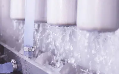 Health and Safety Benefits of Using a Commercial Ice Machine in Food and Beverage Operations
