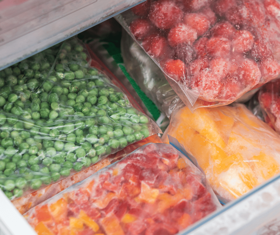 Industrial ice maker for produce