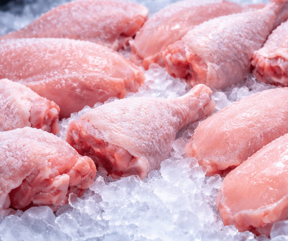 Industrial ice maker for poultry